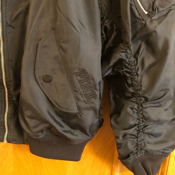 NWT PINK Victoria’s Secret Flight Bomber Jacket Size Medium - Picture 8 of 8